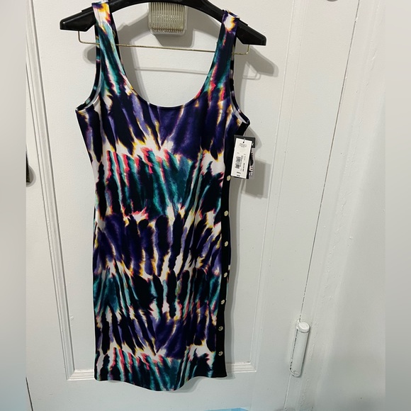 BOLD  new dress - Picture 1 of 12